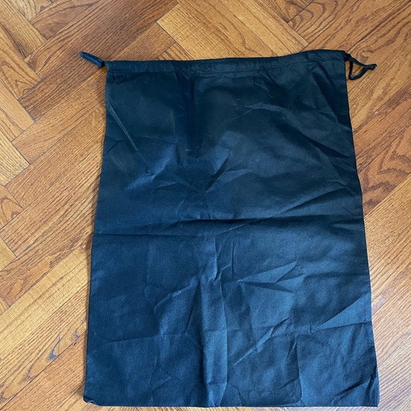 JW Marriott Marquis Dubai Logo never used laundry bag - Picture 4 of 4